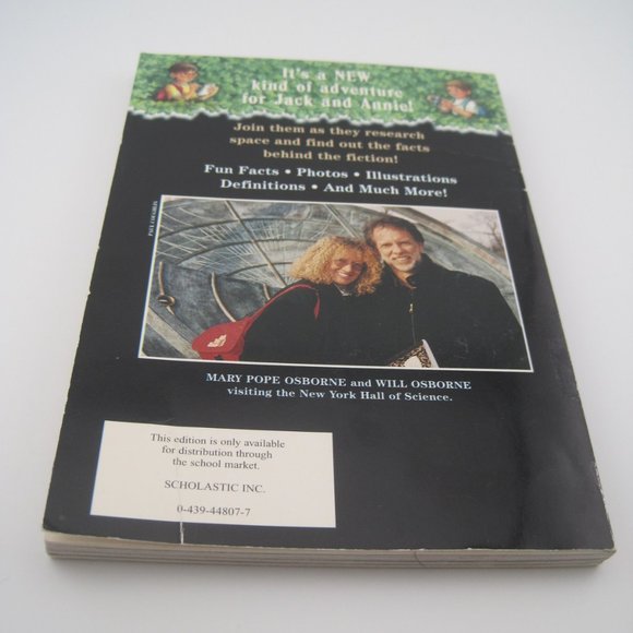 Magic Tree House Space Research Companion Guide Book by Will & Mary Pope Osborne - Picture 4 of 4